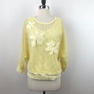 Vintage 80s Yellow Crochet Floral Appliquéd Knit Top Blouse Large Whimsy Boho